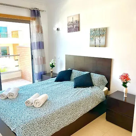 펜션 Vila Branca Cheerful 알부페이라