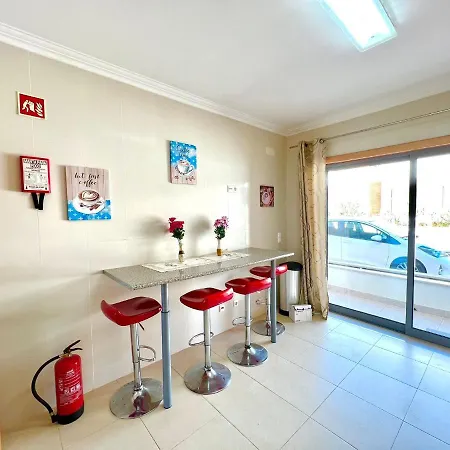 Vila Branca Cheerful * Albufeira